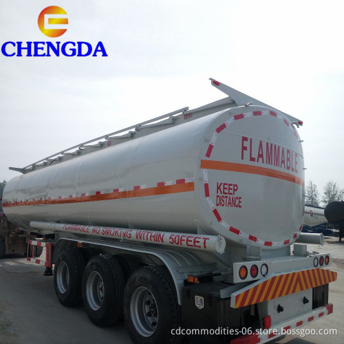 ثالثية عالية الجودة 2 3 مقصورات 40CBM 45000L ناقلة زيت الوقود نصف مقطورة